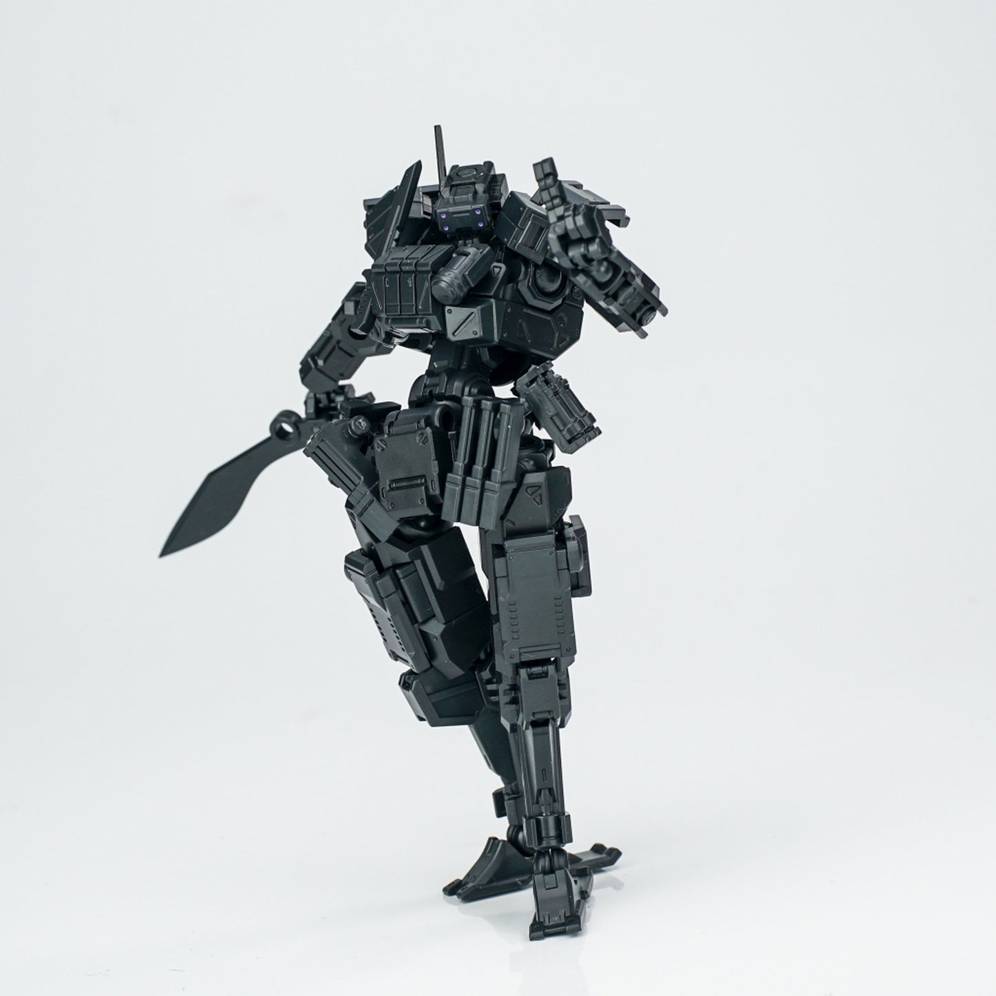 SHEIK MAINLAND 3 min project(スリーミニッツプロジェクト)シリーズ FENRIR(フェンリル)突撃型 1/18スケールプラスチックモデルキット(ブラック)