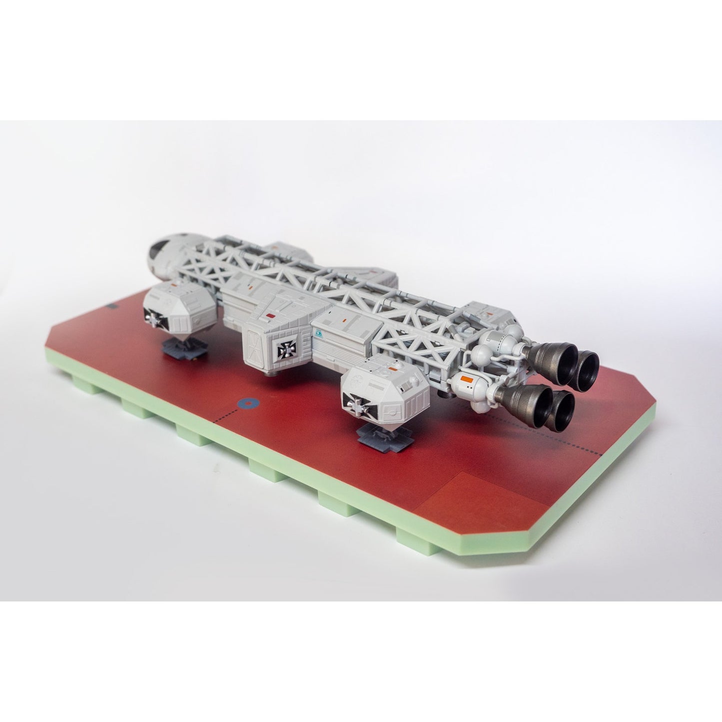 1/106 『スペース: 1999』 イーグル ラボポッド 塗装済み完成品 ダイキャストモデル