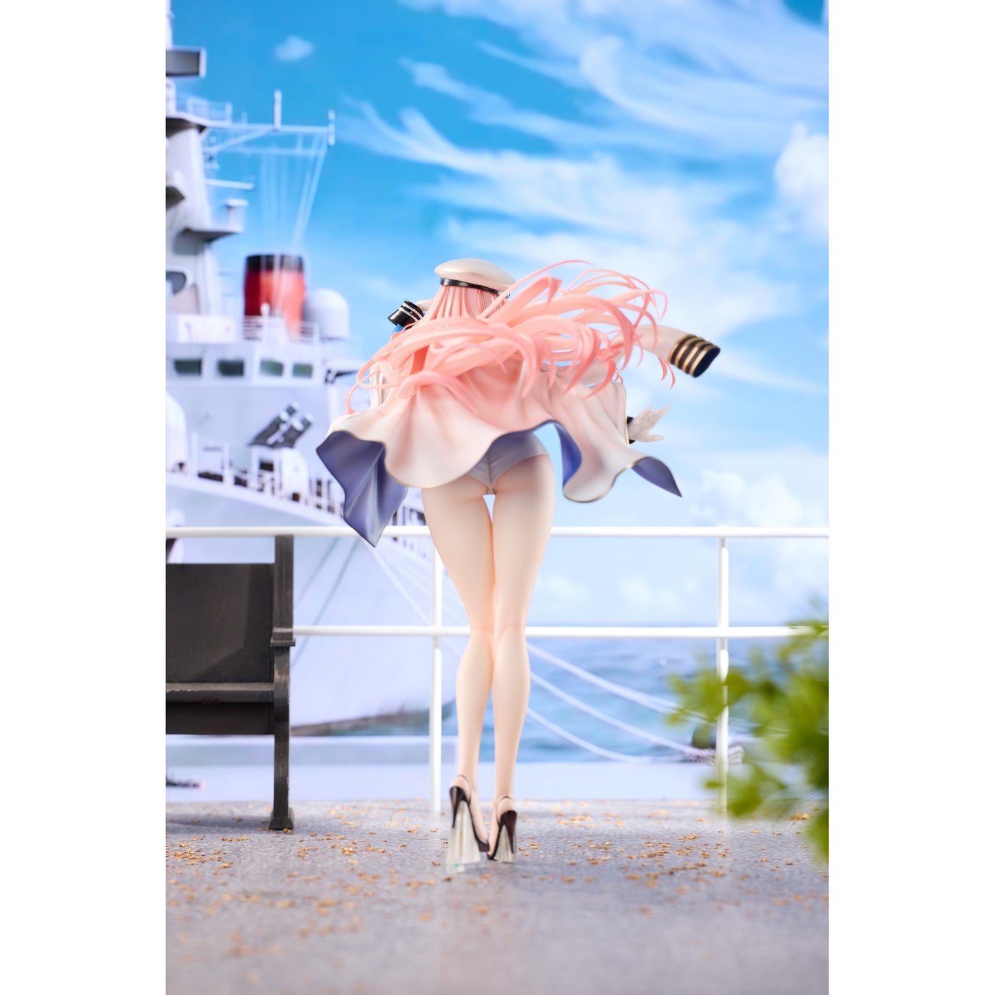 『ブラウンダスト2』 海軍隊長 シルヴィア 1/6完成品フィギュア