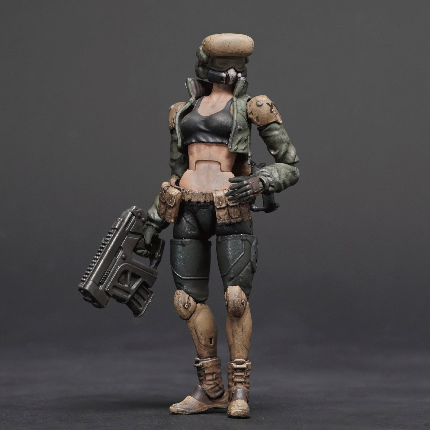 TOYS ALLIANCE LIMITED アシッドレイン 1/18スケール FAV-A148 イオス・ハッサー
