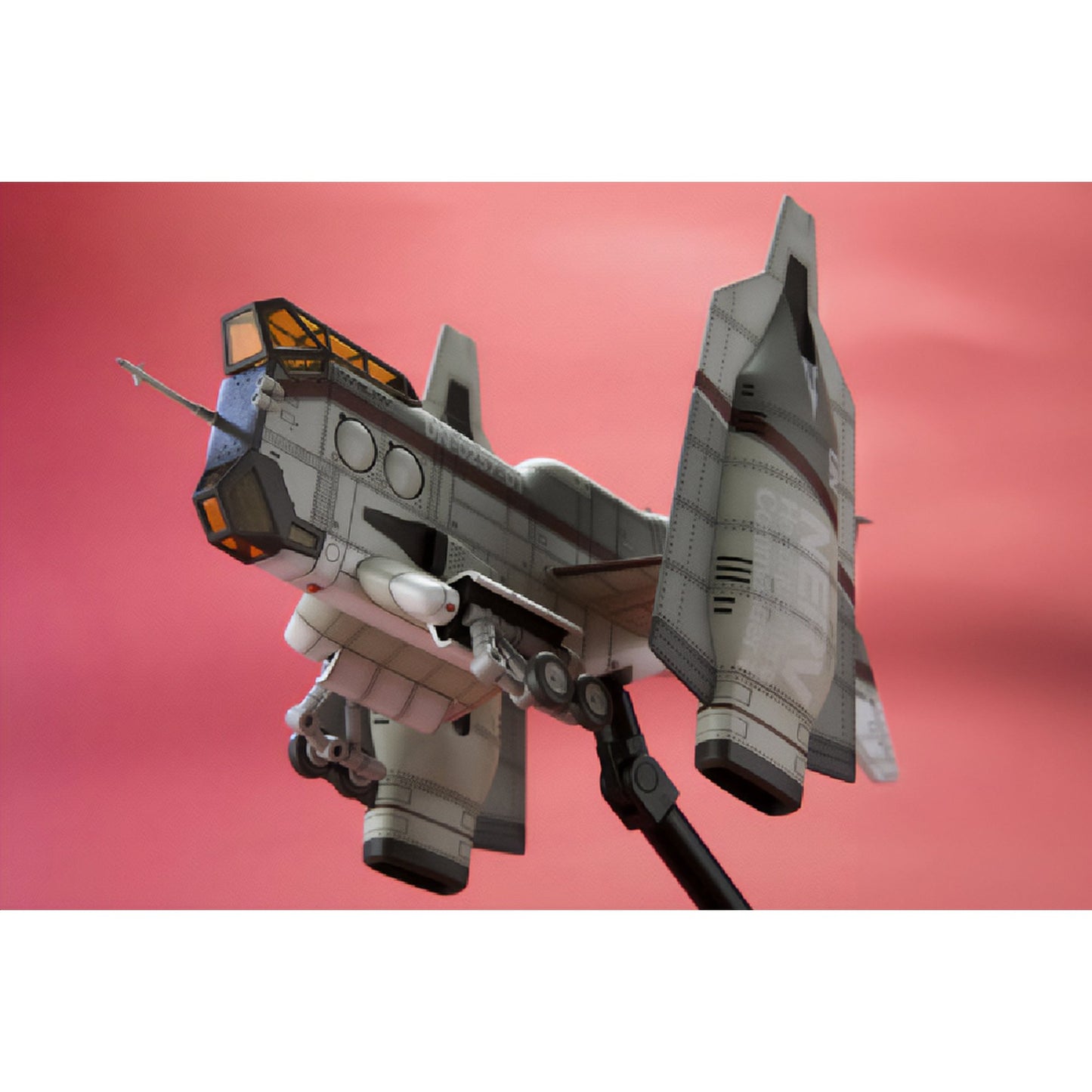 1/100 『ヱヴァンゲリヲン新劇場版』 要人輸送用ネルフ司令官専用垂直離着陸機
