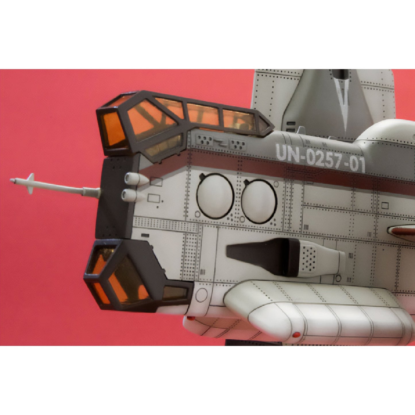 1/100 『ヱヴァンゲリヲン新劇場版』 要人輸送用ネルフ司令官専用垂直離着陸機