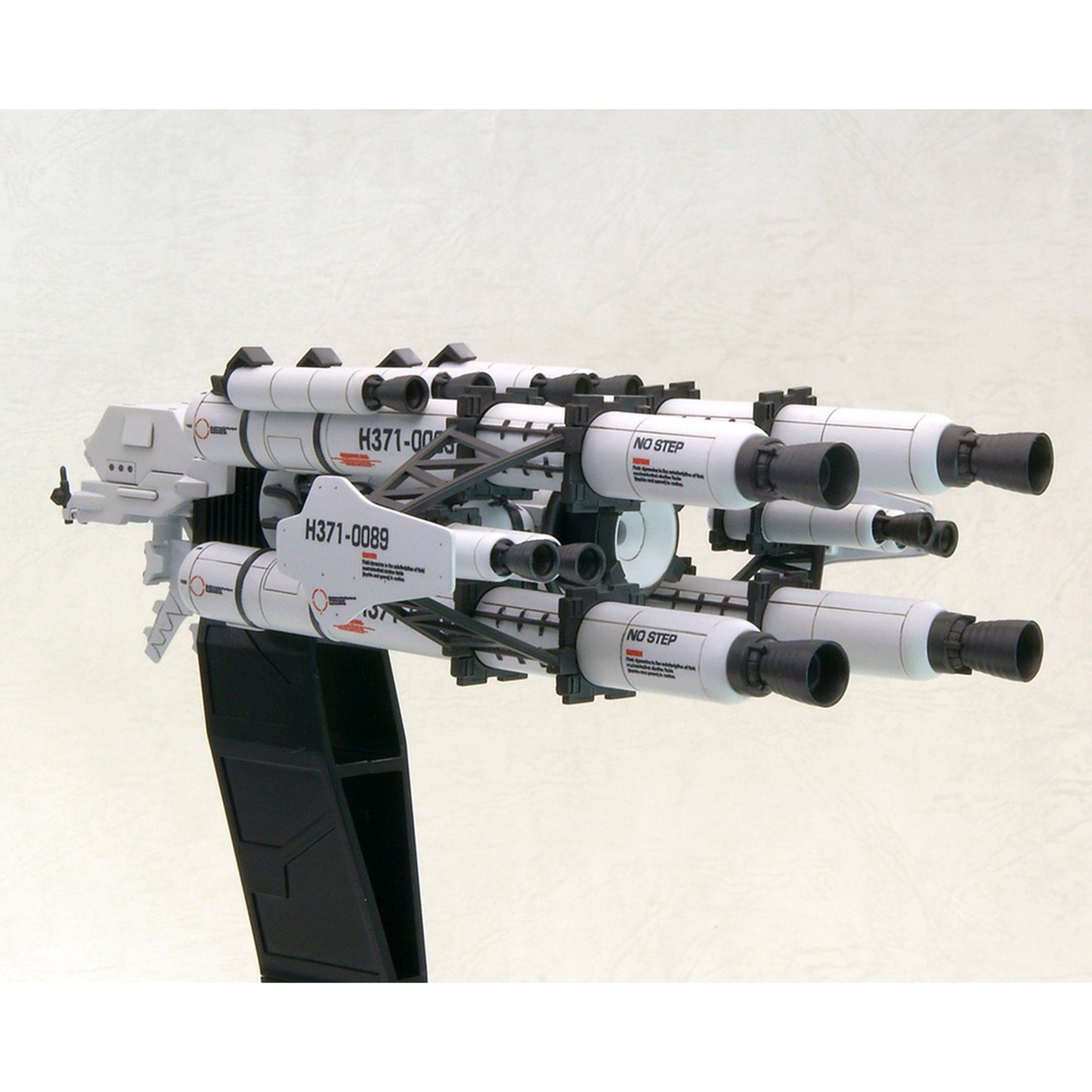 V.I.シリーズ 1/72 『ARMORED CORE』 ラインアーク ホワイト・グリント＆V.O.Bセット