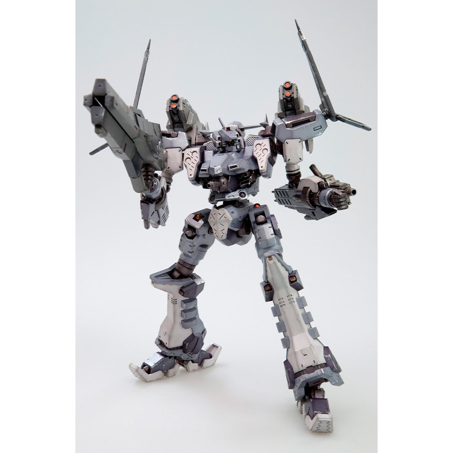 V.I.シリーズ 1/72 『ARMORED CORE』 クレスト CR-C98E2 強襲型Ver.