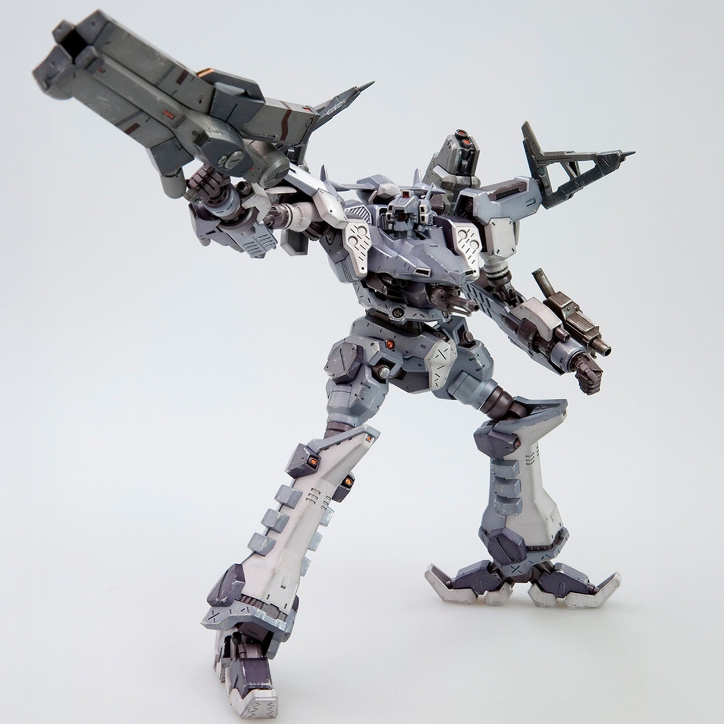 V.I.シリーズ 1/72 『ARMORED CORE』 クレスト CR-C98E2 強襲型Ver.