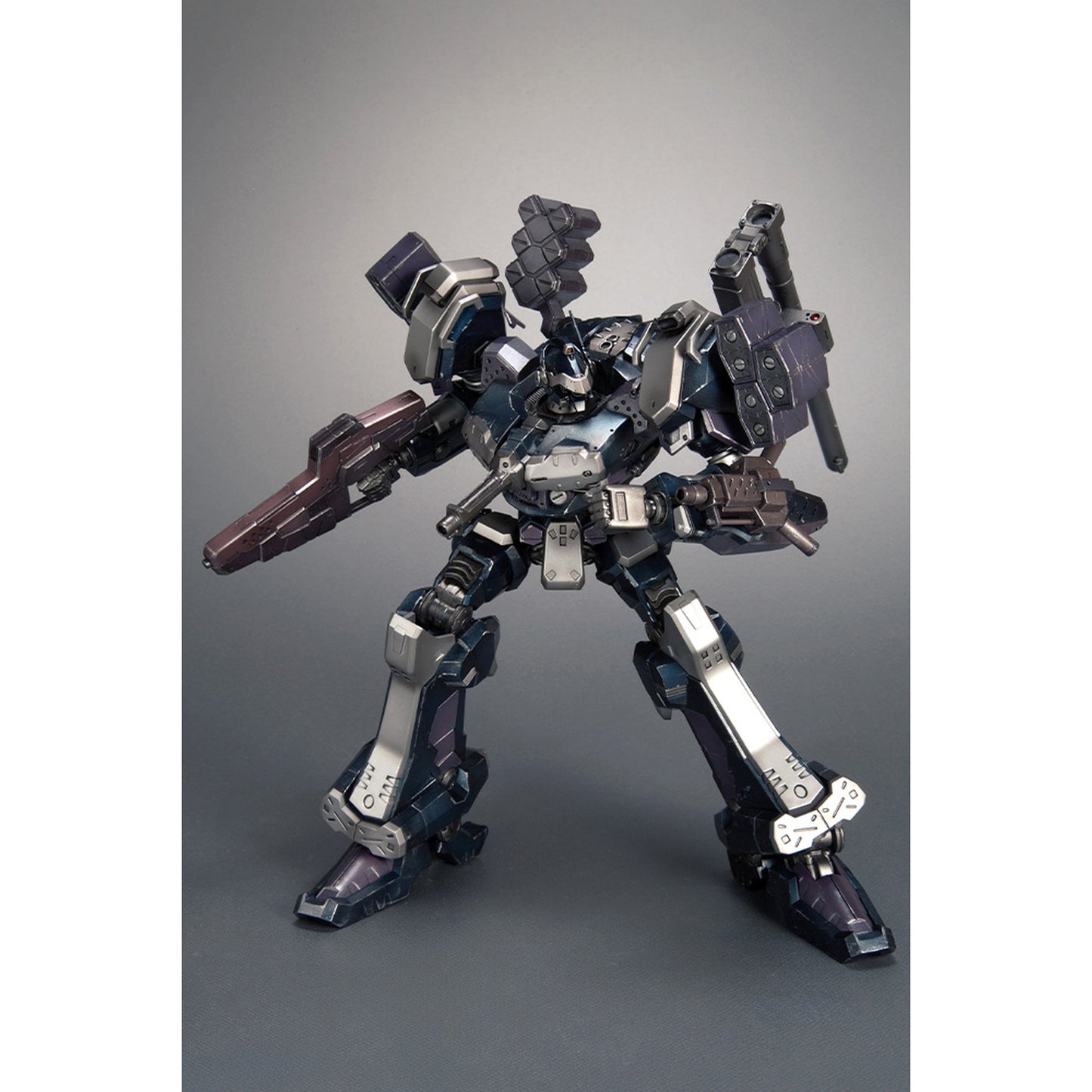V.I.シリーズ 1/72 『ARMORED CORE』 クレスト CR-C75U2 白兵戦Ver.