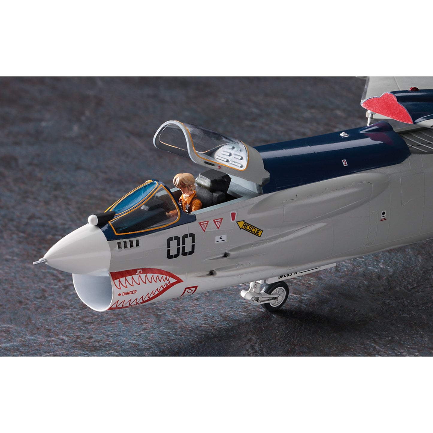 1/72 『エリア88』 F-8E クルーセイダー “風間 真”
