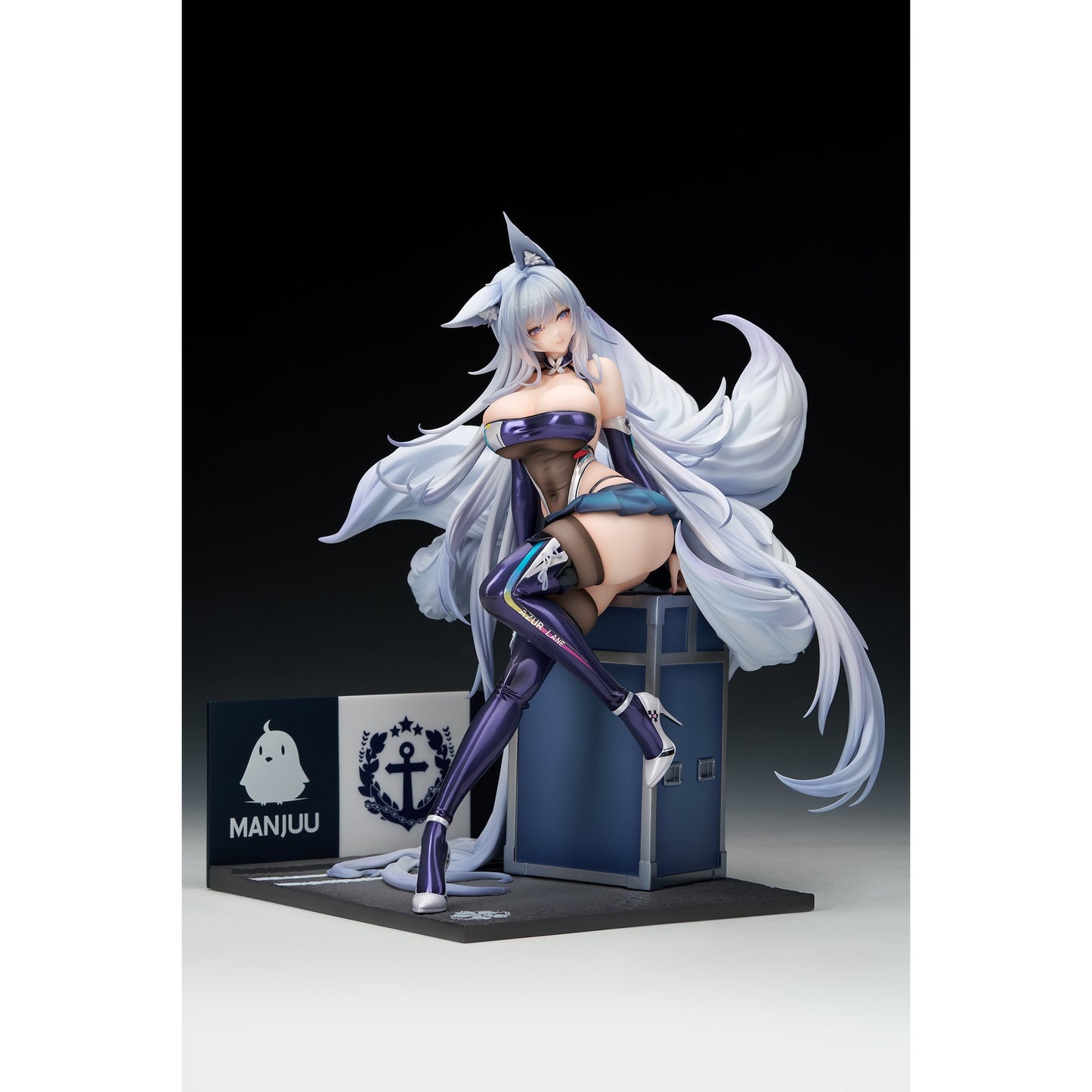 1/7 『アズールレーン』 信濃 寝待の銀輿Ver. LEDアクリル展示ケース付きスペシャル版