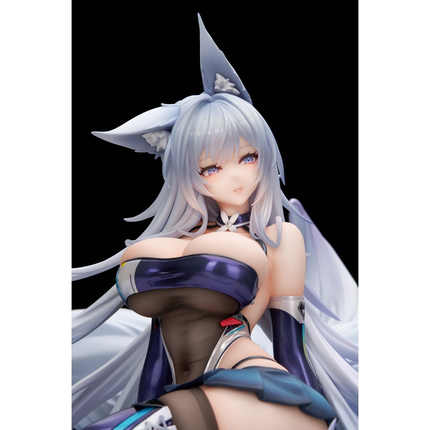 1/7 『アズールレーン』 信濃 寝待の銀輿Ver. LEDアクリル展示ケース付きスペシャル版