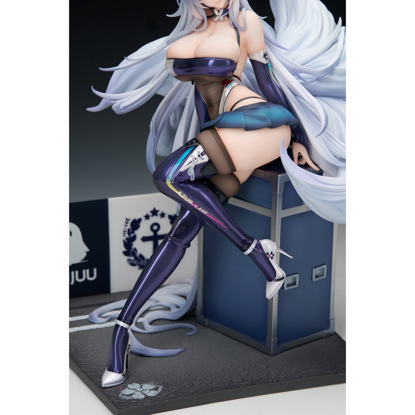 1/7 『アズールレーン』 信濃 寝待の銀輿Ver. LEDアクリル展示ケース付きスペシャル版