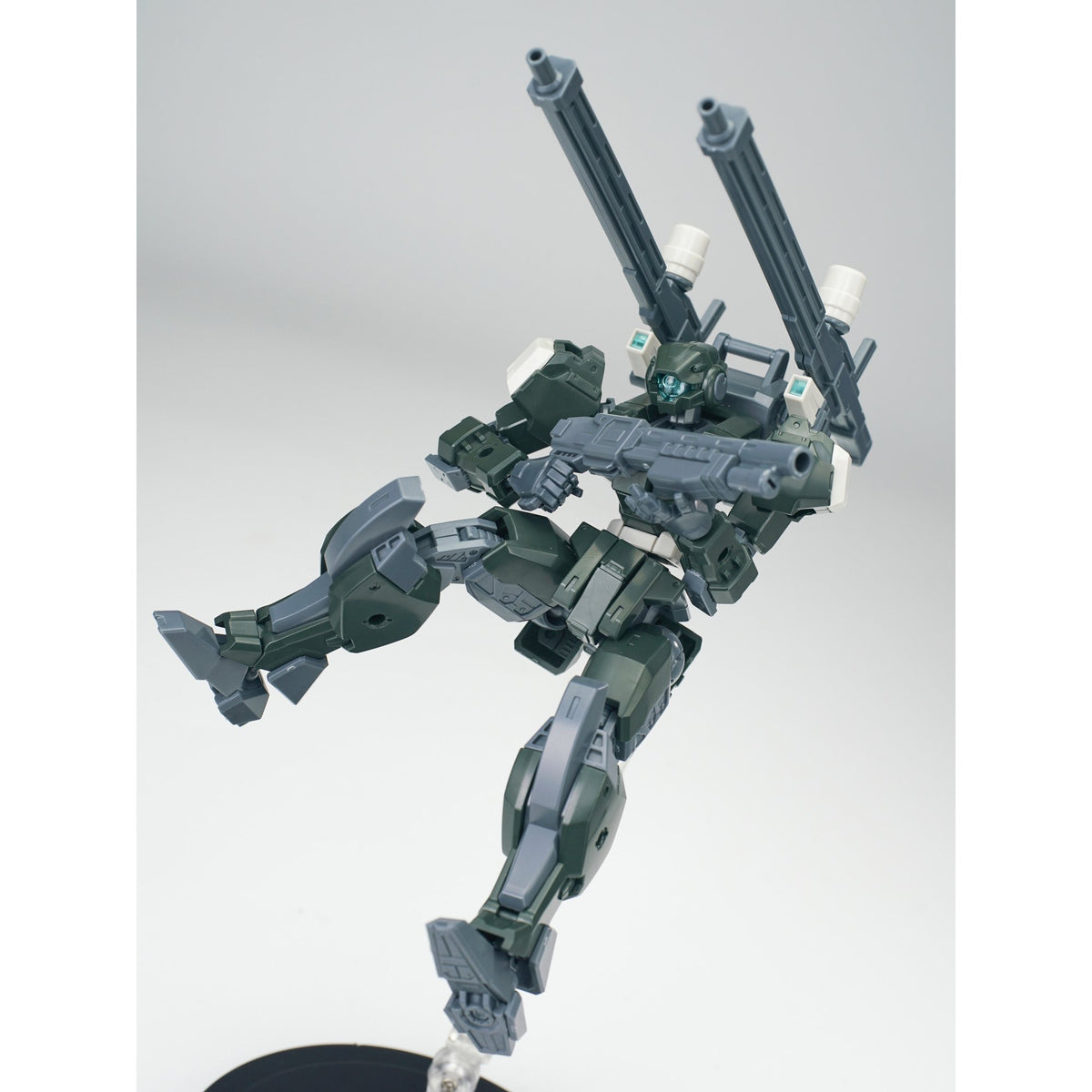 SHEIK MAINLAND ULTRA ACTION TROOPERシリーズ V-gilante(ヴィジラント) 1/144スケールプラスチックモデルキット(グリーン)