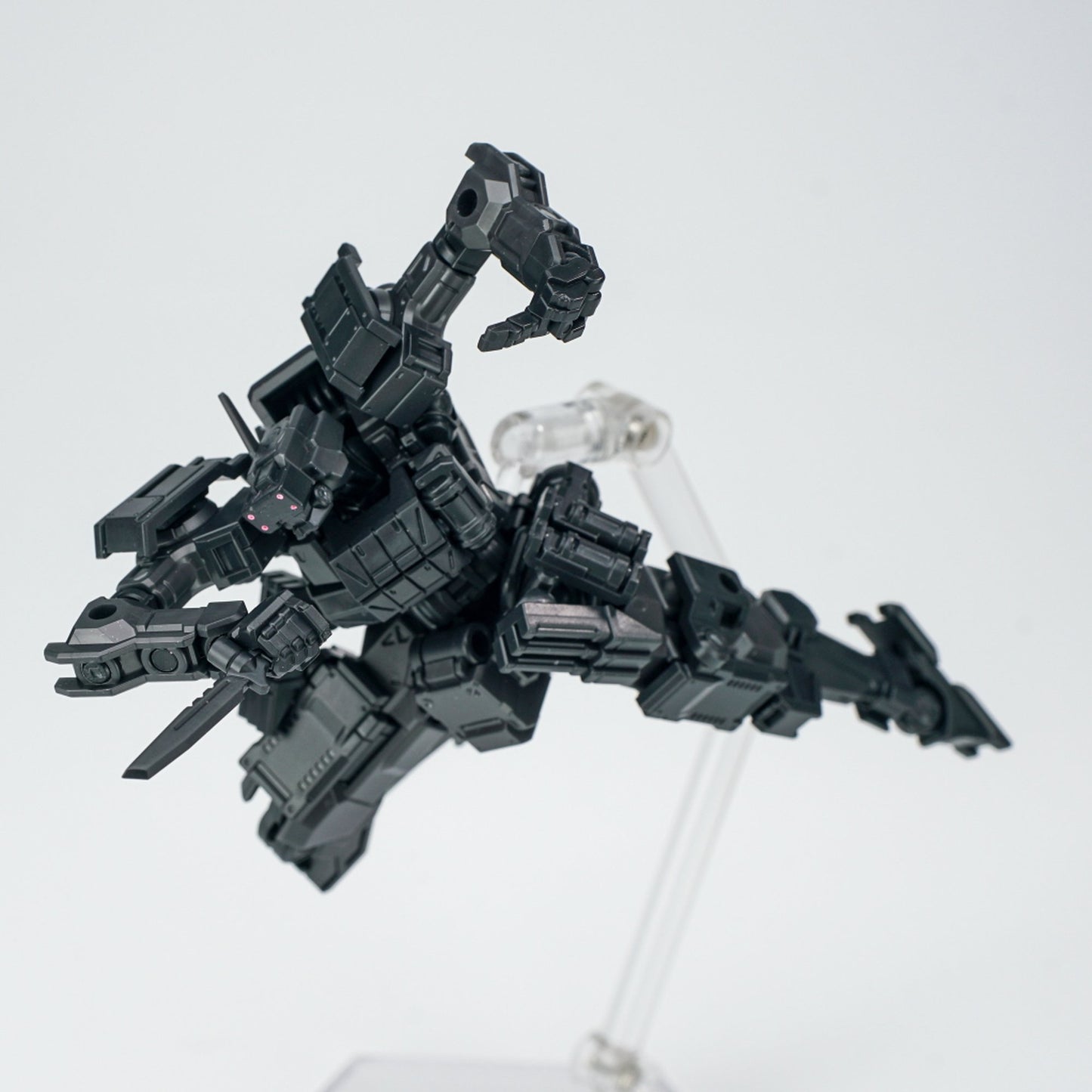 SHEIK MAINLAND 3 min project(スリーミニッツプロジェクト)シリーズ FENRIR(フェンリル)突撃型 1/18スケールプラスチックモデルキット(ブラック)