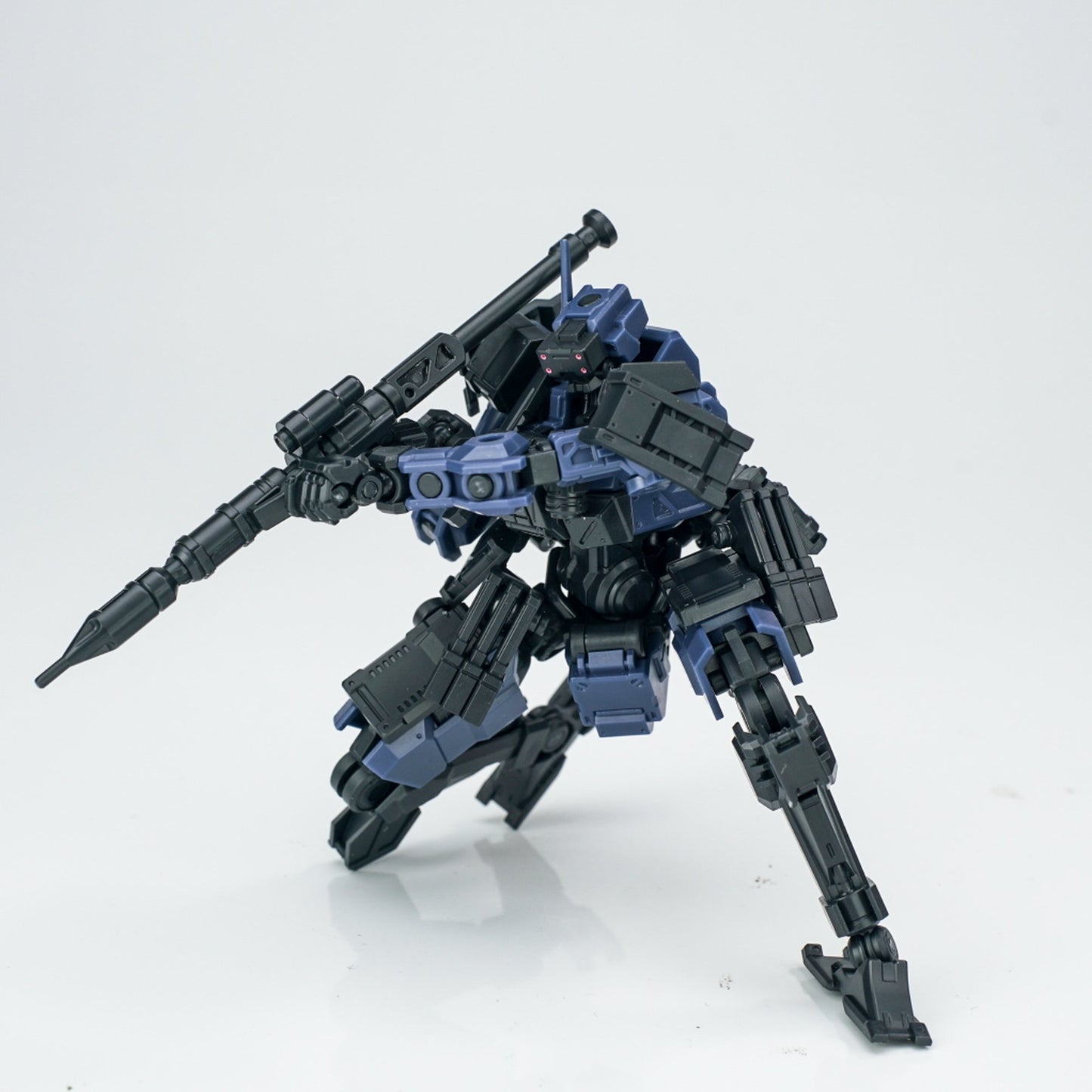 SHEIK MAINLAND 3 min project(スリーミニッツプロジェクト)シリーズ FENRIR(フェンリル)突撃型 1/18スケールプラスチックモデルキット(ブルー)