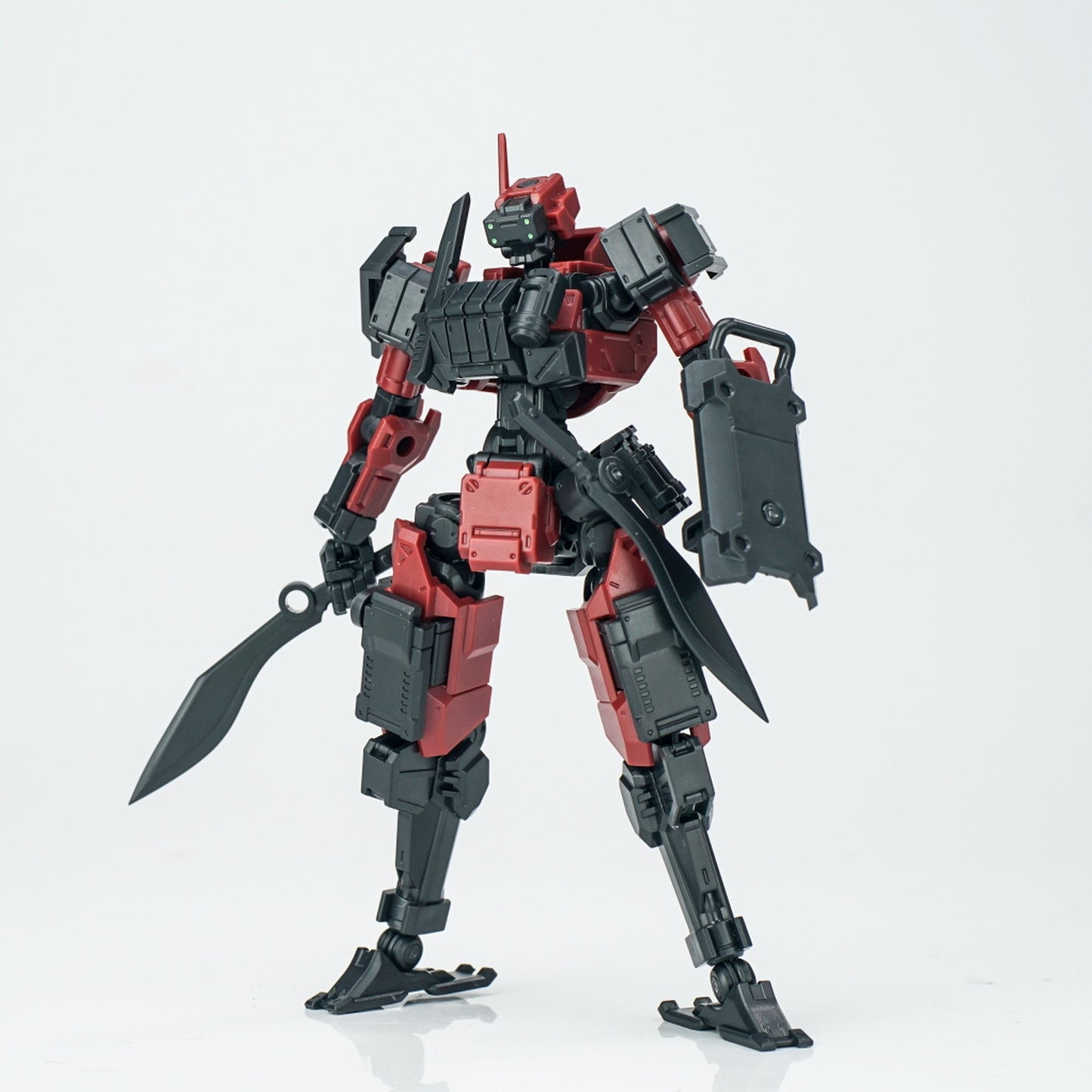 SHEIK MAINLAND 3 min project(スリーミニッツプロジェクト)シリーズ FENRIR(フェンリル)突撃型 1/18スケールプラスチックモデルキット(レッド)