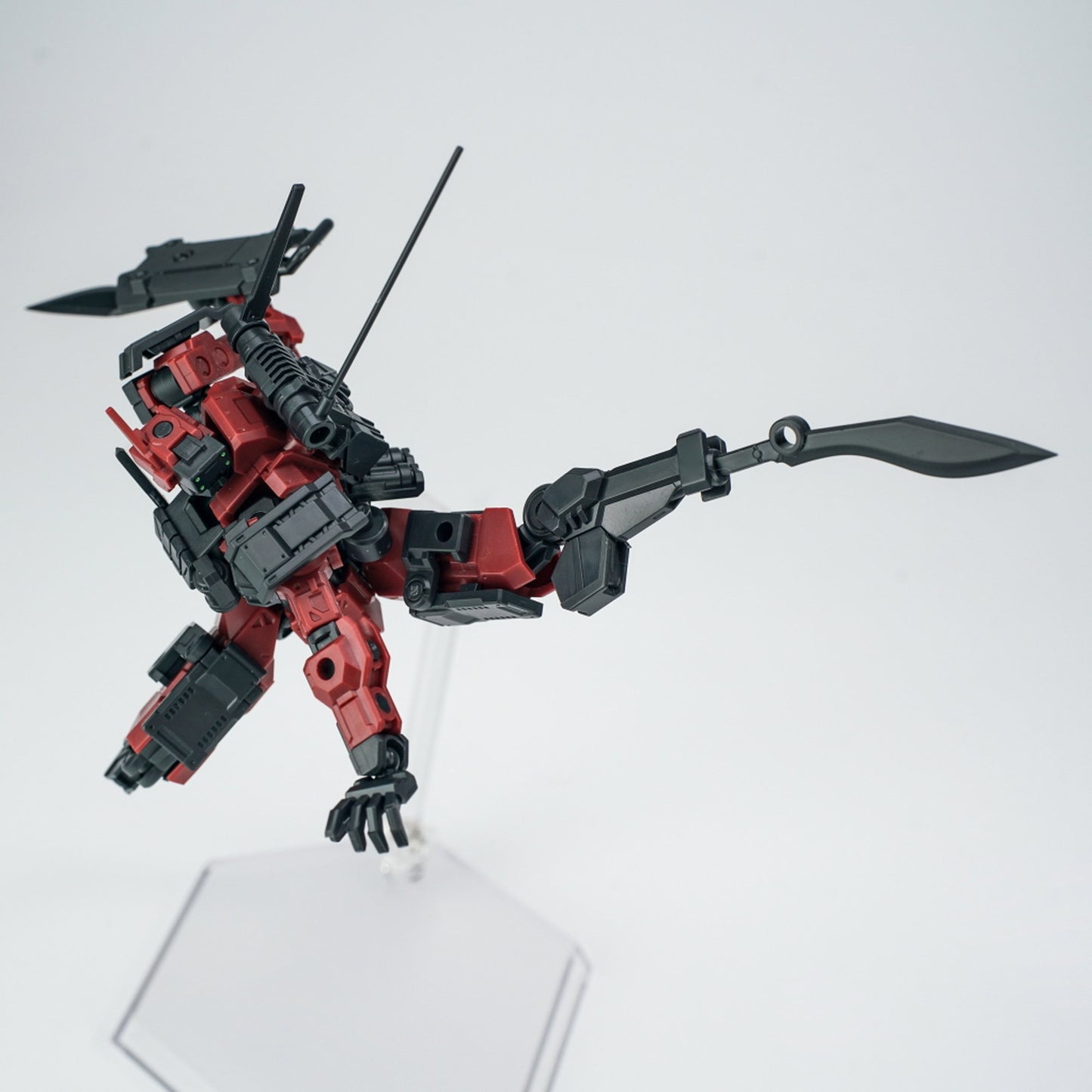 SHEIK MAINLAND 3 min project(スリーミニッツプロジェクト)シリーズ FENRIR(フェンリル)突撃型 1/18スケールプラスチックモデルキット(レッド)