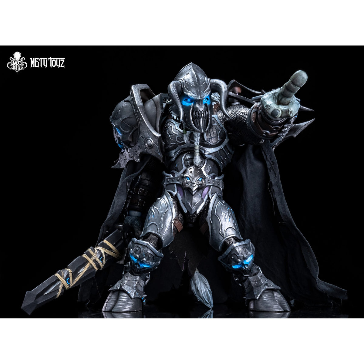 Mety toyz エボン・ブレード・ランパート ゴレン・フロストフーフ タウレン・デスナイト 1/10スケール可動フィギュア