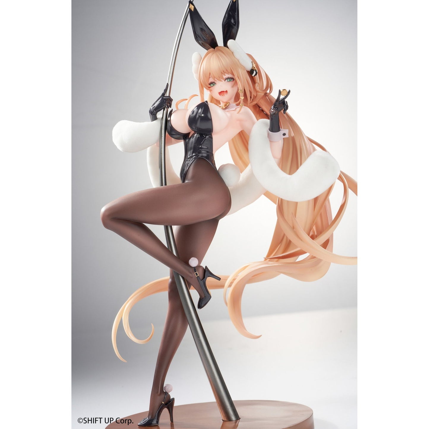 『勝利の女神：NIKKE』 ルピー：ラグジュアリーラビット 1/10 完成品フィギュア