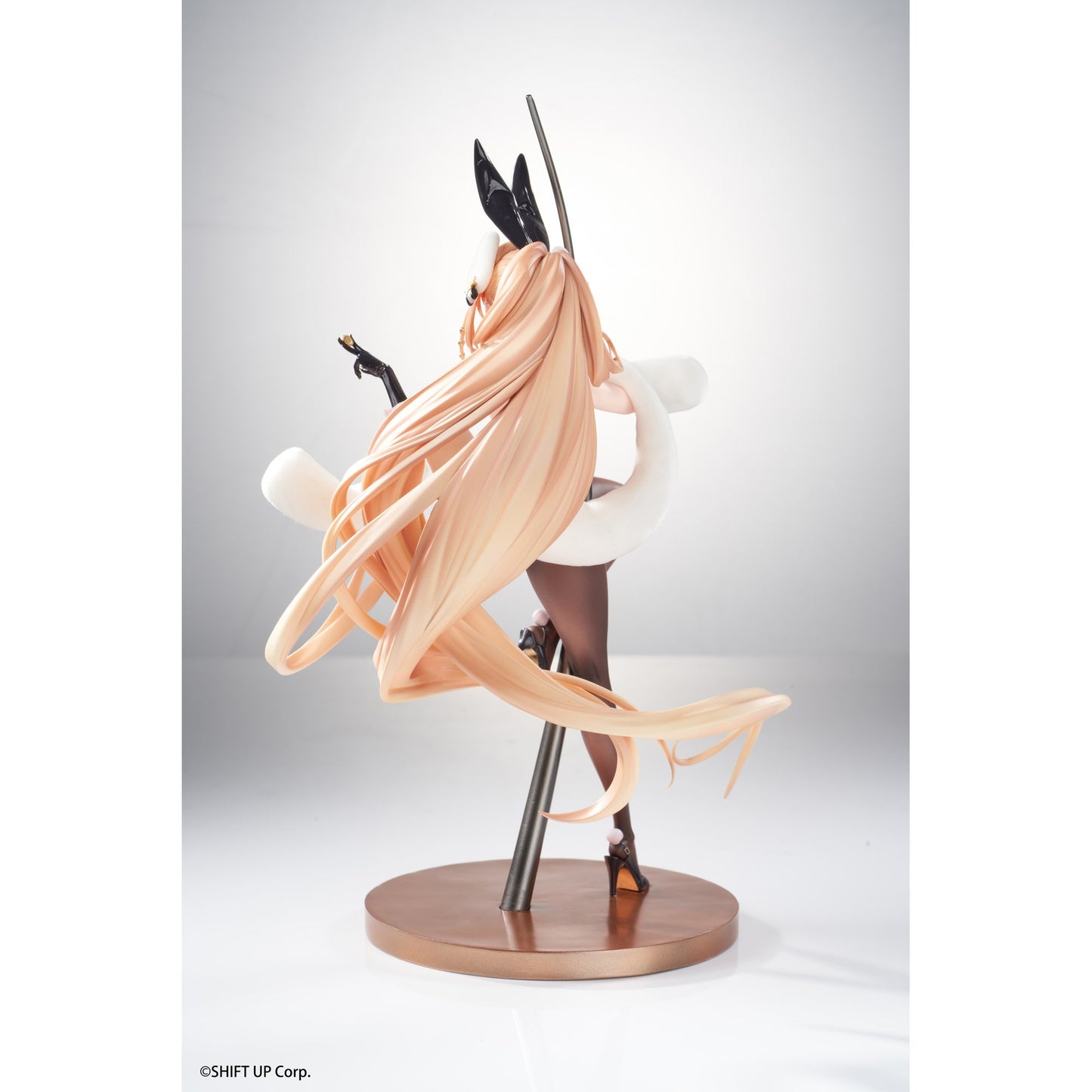 『勝利の女神：NIKKE』 ルピー：ラグジュアリーラビット 1/10 完成品フィギュア