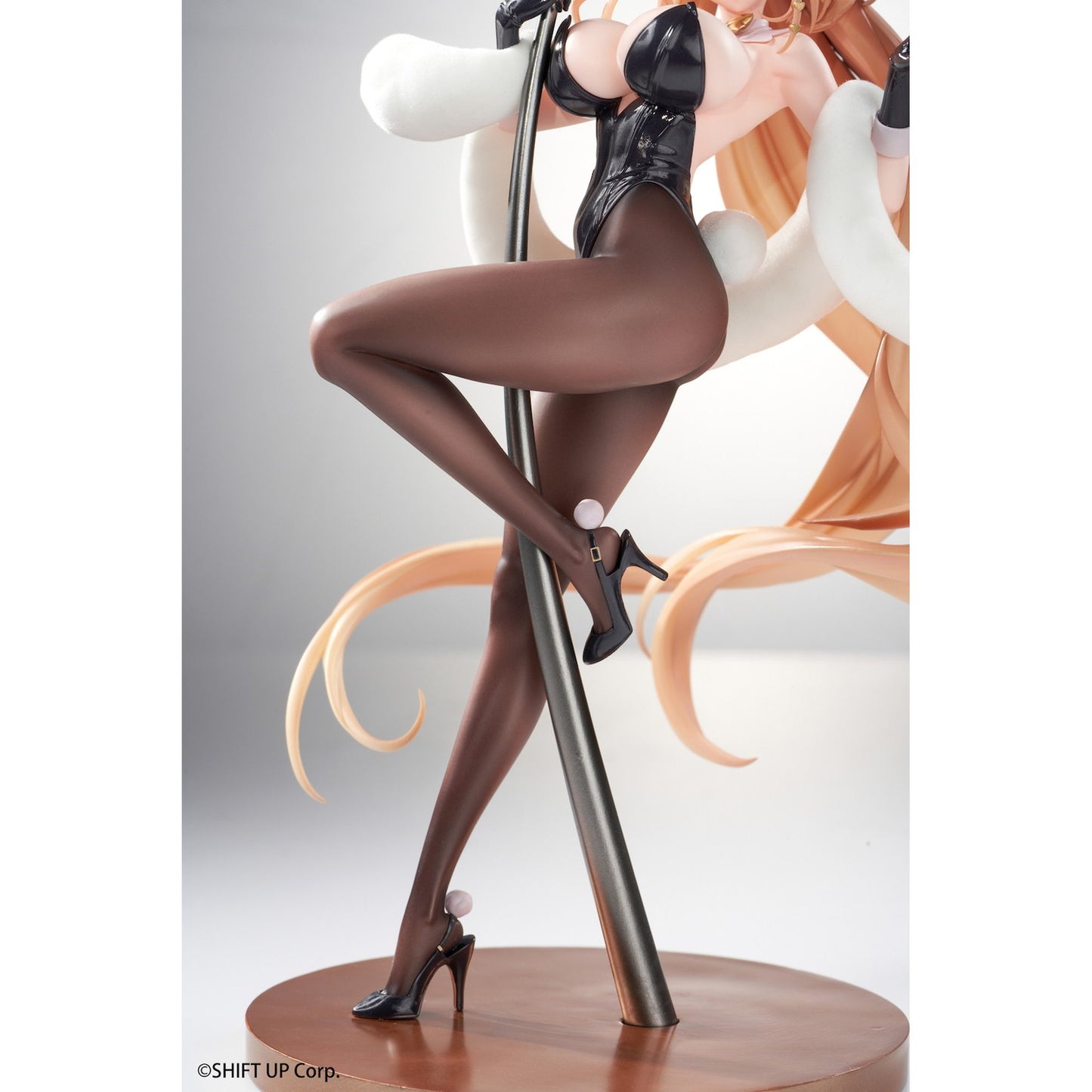 『勝利の女神：NIKKE』 ルピー：ラグジュアリーラビット 1/10 完成品フィギュア