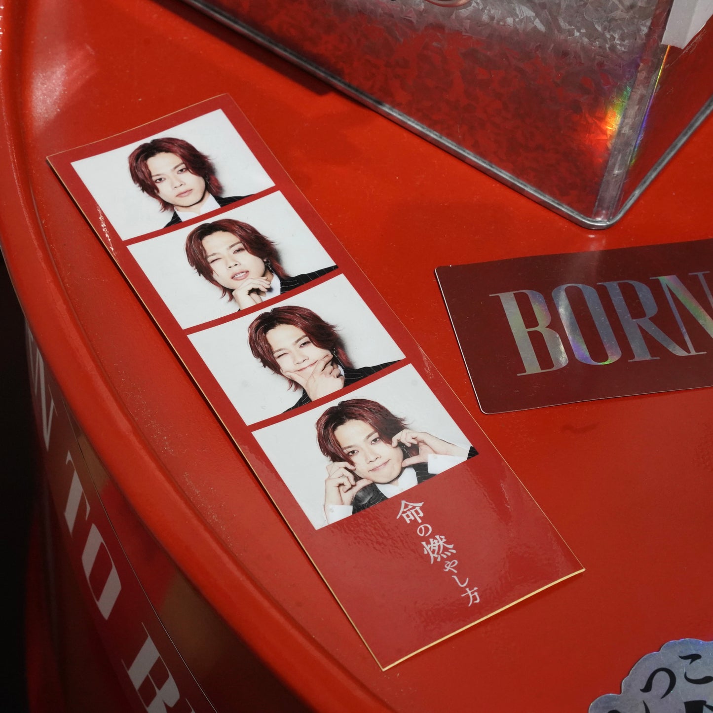 【BORN TO BLAZE】 証明写真ステッカー