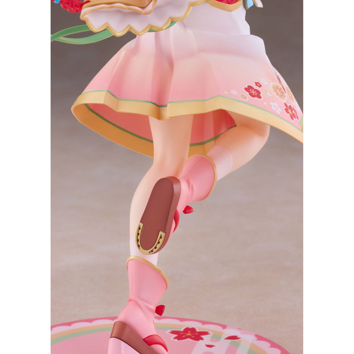『ウマ娘 プリティーダービー』 ハルウララ [初うらら♪さくさくら]Ver. 1/7スケールフィギュア