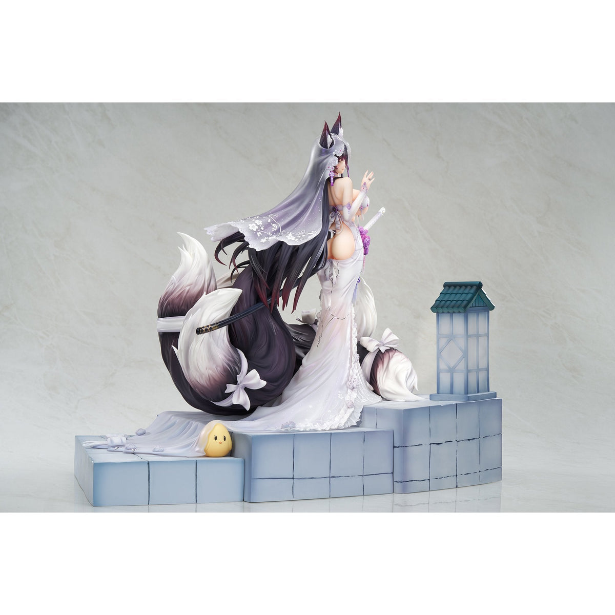 1/7 『アズールレーン』 武蔵 純潔清浄のウィステリアVer.  LEDアクリル展示ケース付きスペシャル版